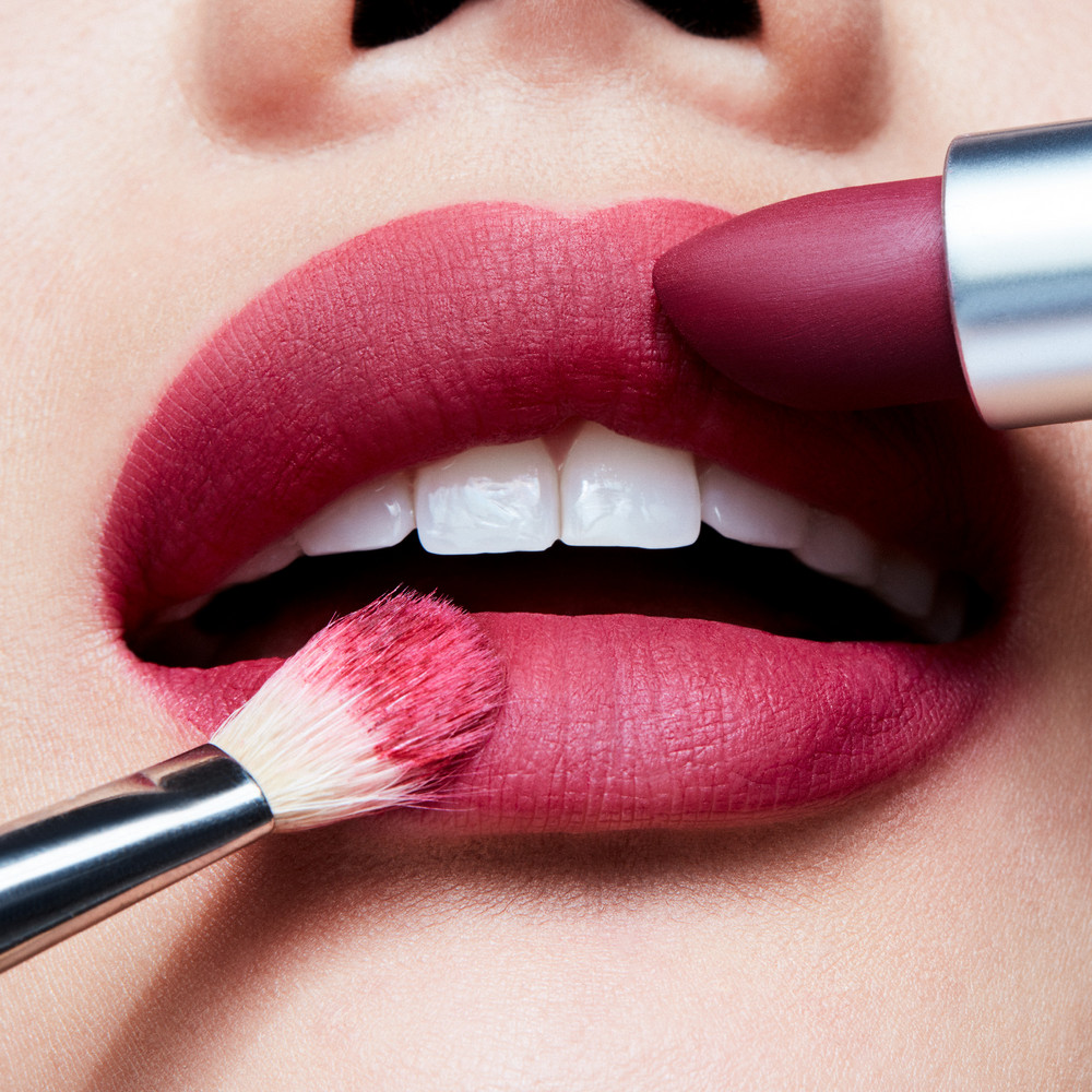 Губная помада Powder Kiss Lipstick