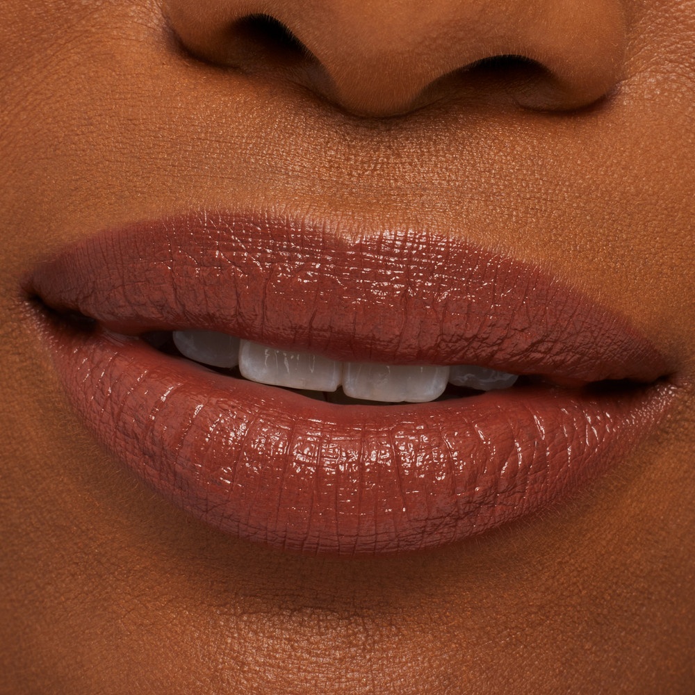 Губная помада Macximal Satin Lipstick 