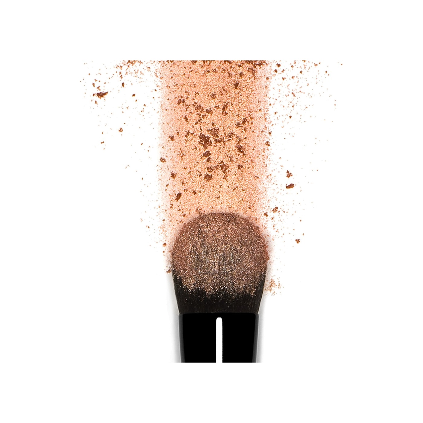Кисть косметическая Eye Sweep Brush купить в VISAGEHALL