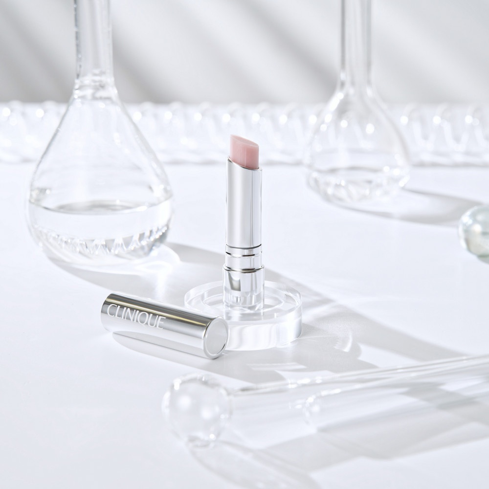 Средство для губ интенсивно-восстанавливающее Repairwear Intensive Lip купить в VISAGEHALL