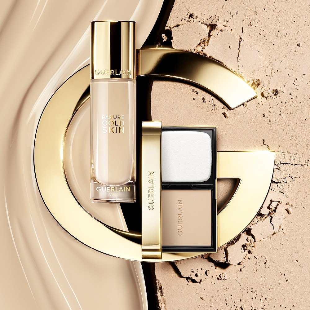 Пудра для лица компактная Parure Gold Skin Control 