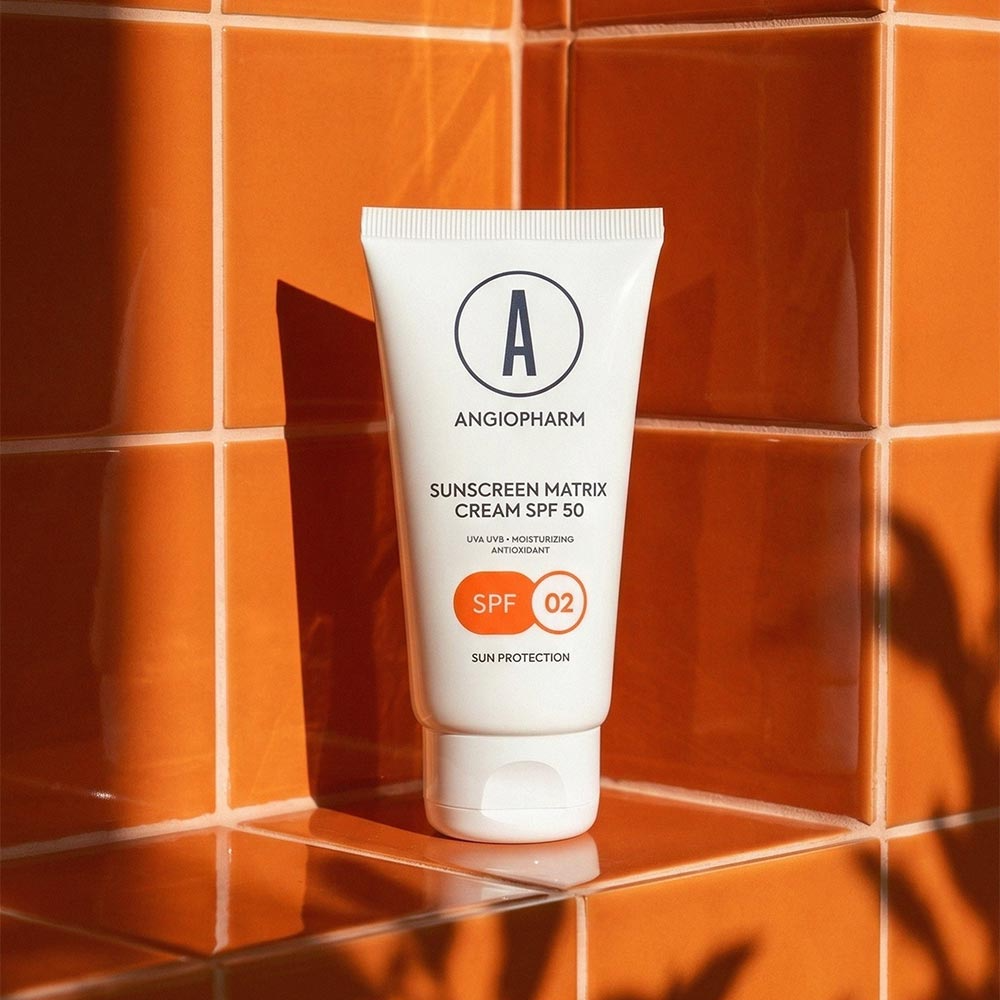 Солнцезащитный крем для лица SPF50
