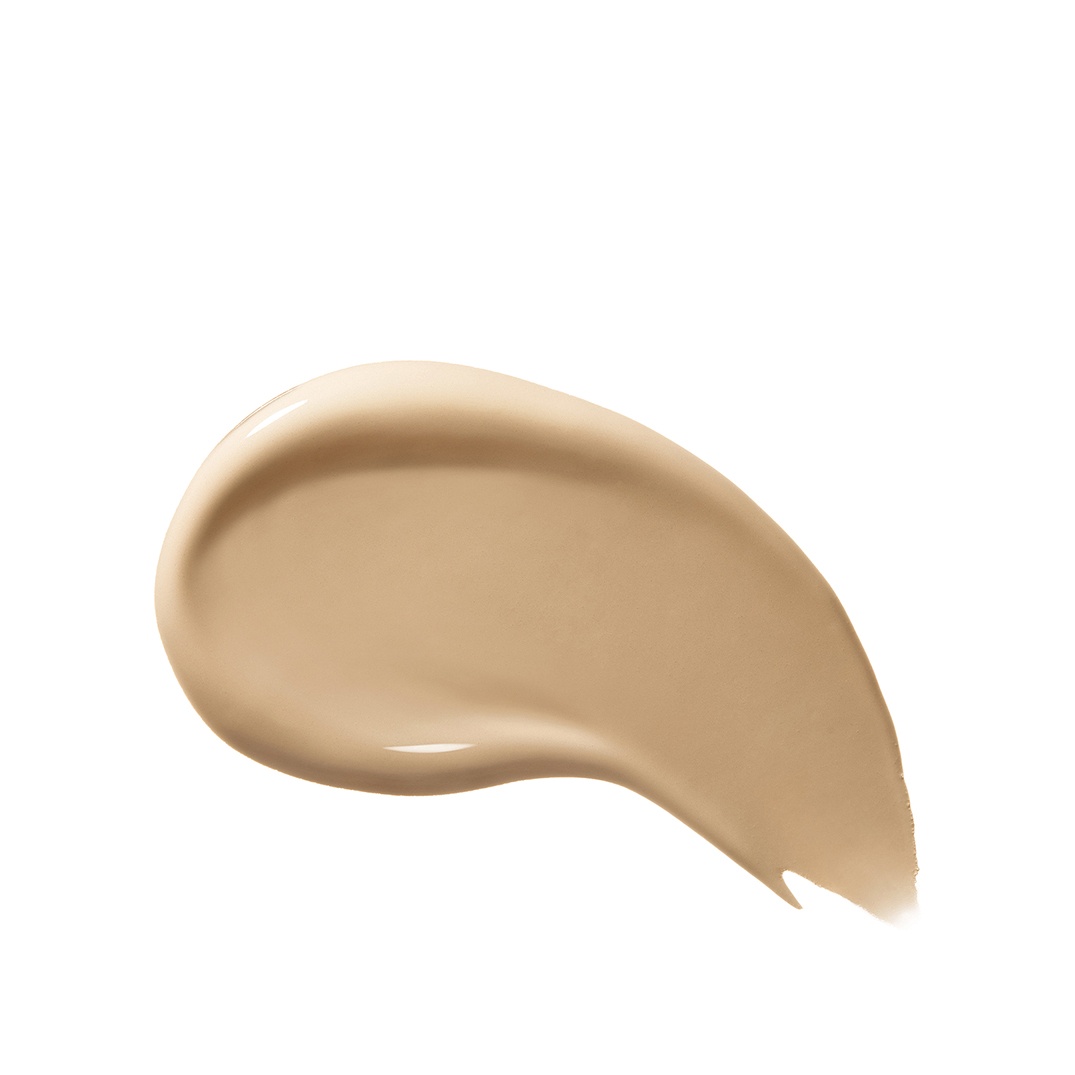 Тональное средство с эффектом сияния и лифтинга Synchro Skin SPF 30