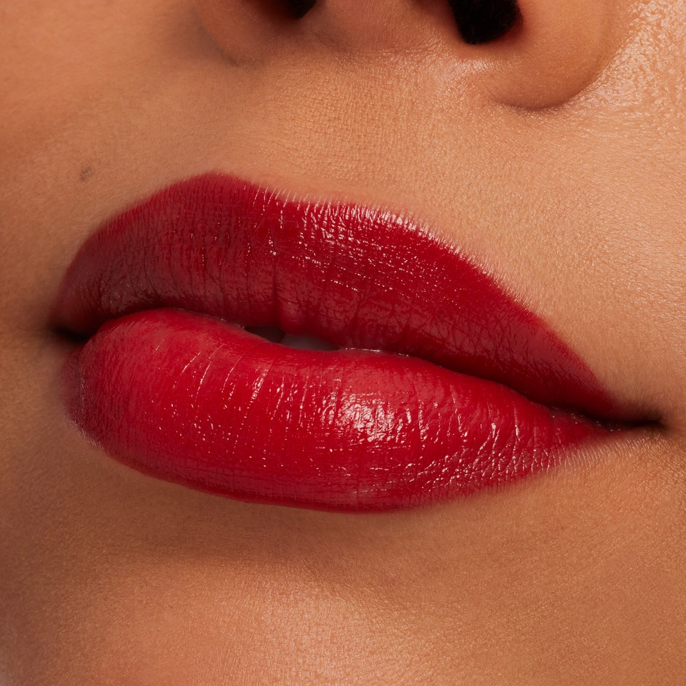 Губная помада Macximal Satin Lipstick 