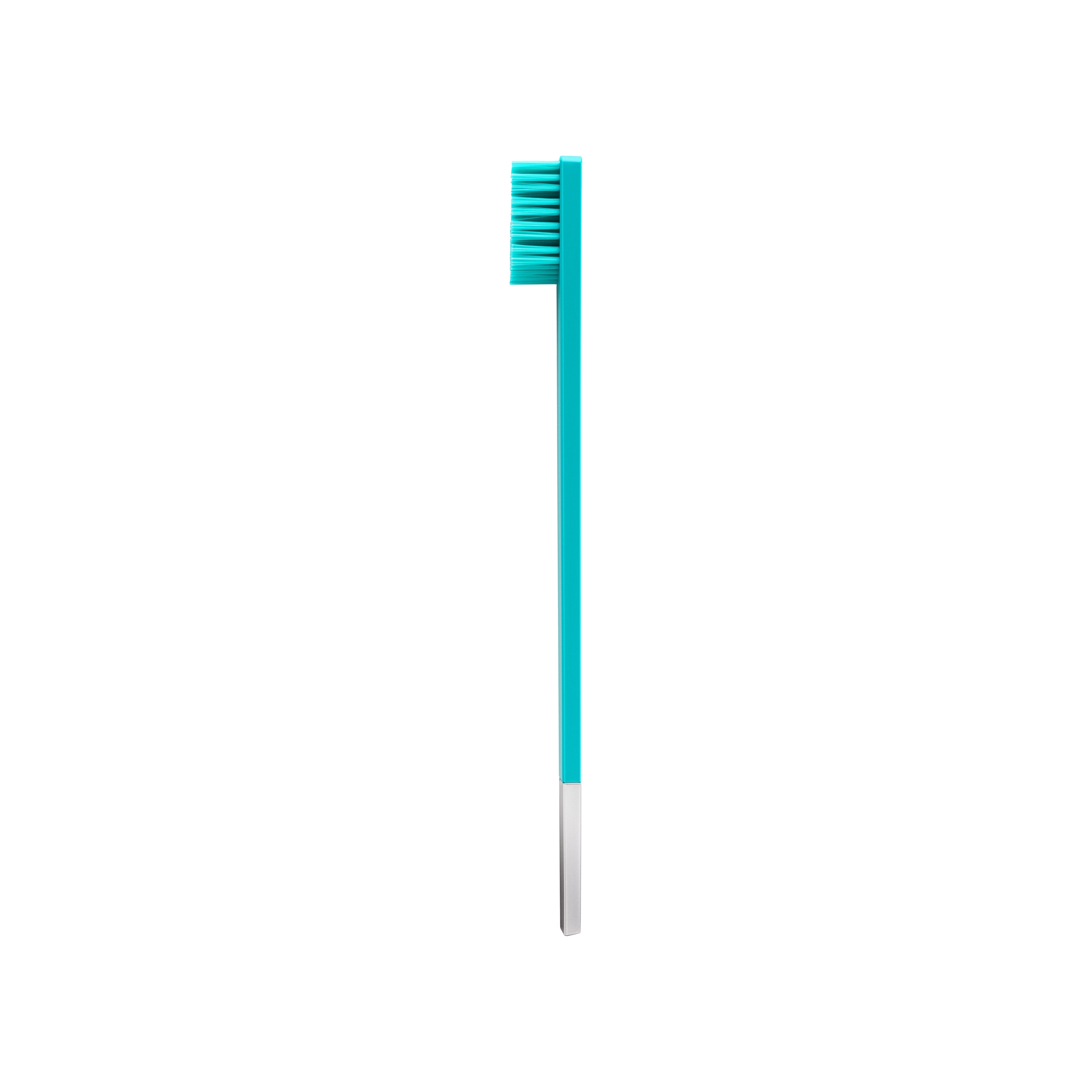 Зубная щетка средней жесткости Slim Turquoise Blue and Silver купить в VISAGEHALL