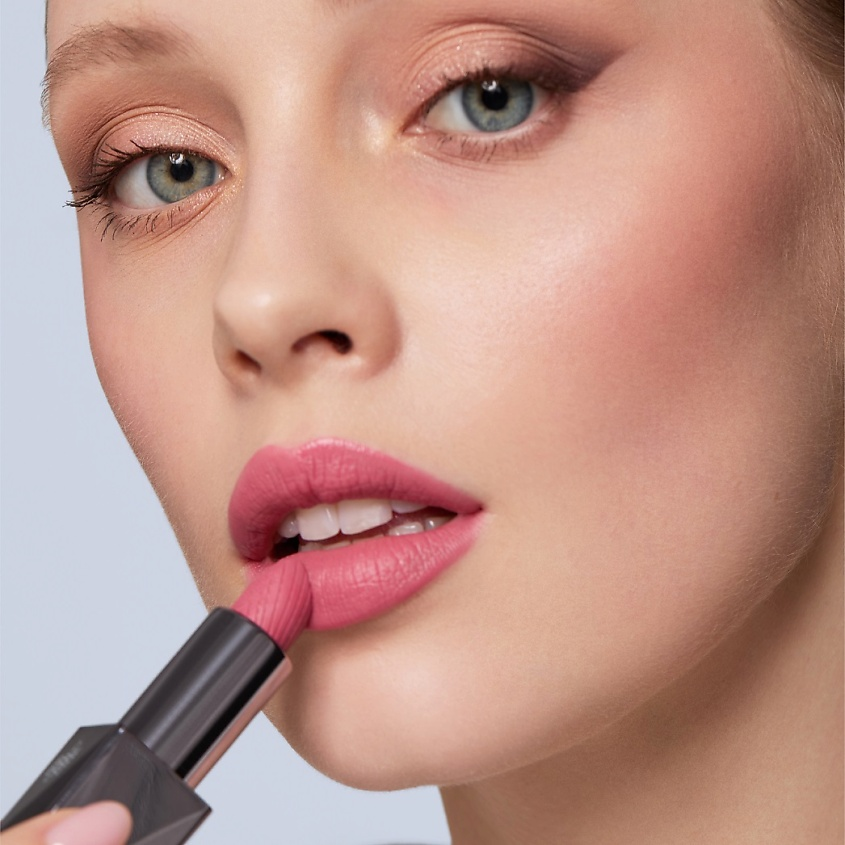 Помада для губ Lipstick Satin Touch