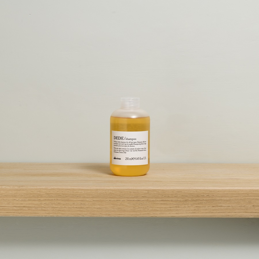 Шампунь для деликатного очищения волос Dede купить в VISAGEHALL