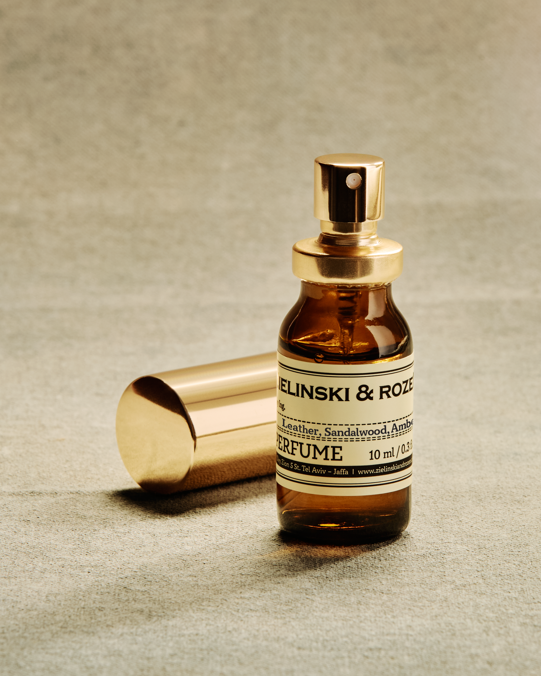 Духи концентрированные Кожа, Сандал, Амбра купить в VISAGEHALL