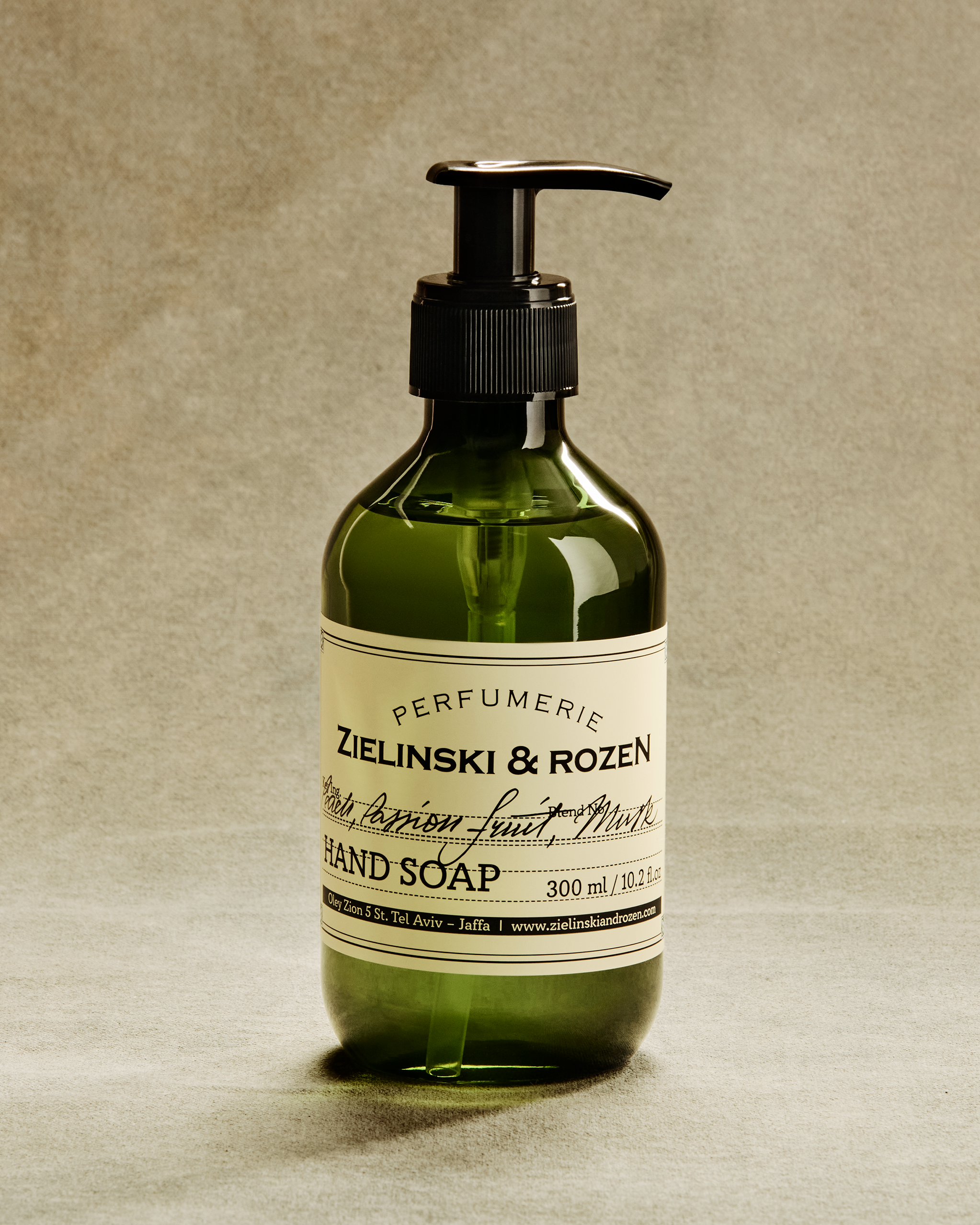 Жидкое мыло Персик, Маракуйя, Мускус купить в VISAGEHALL