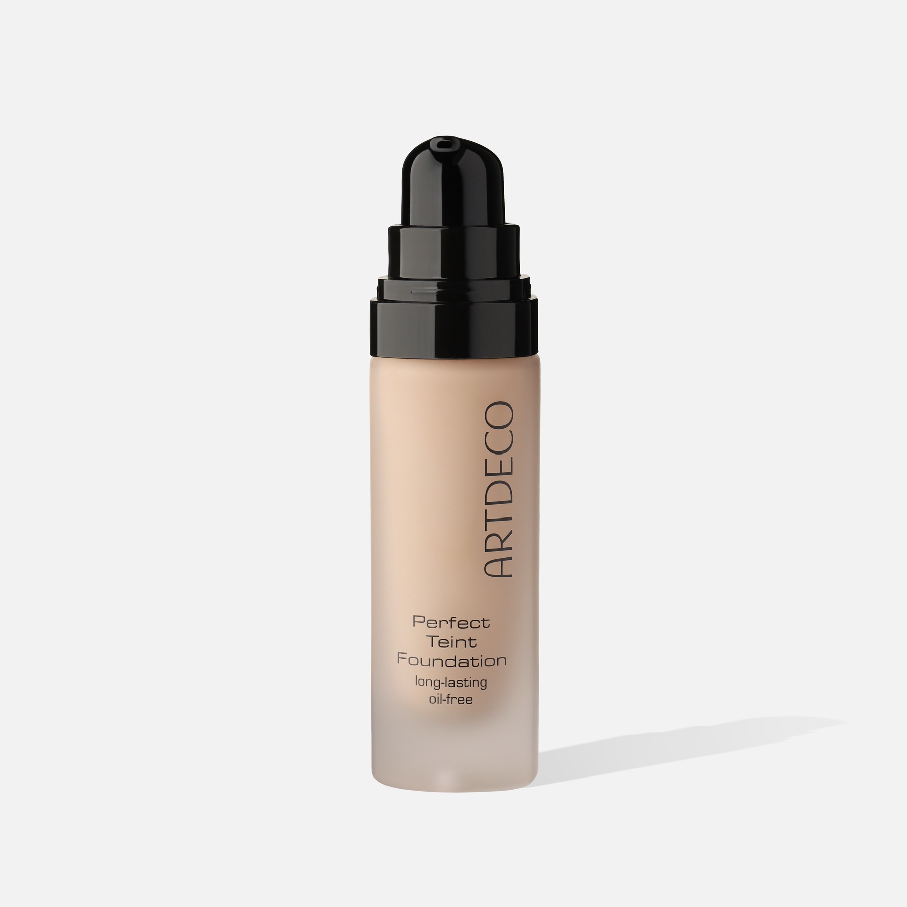 Тональная основа стойкая Perfect Teint Foundation