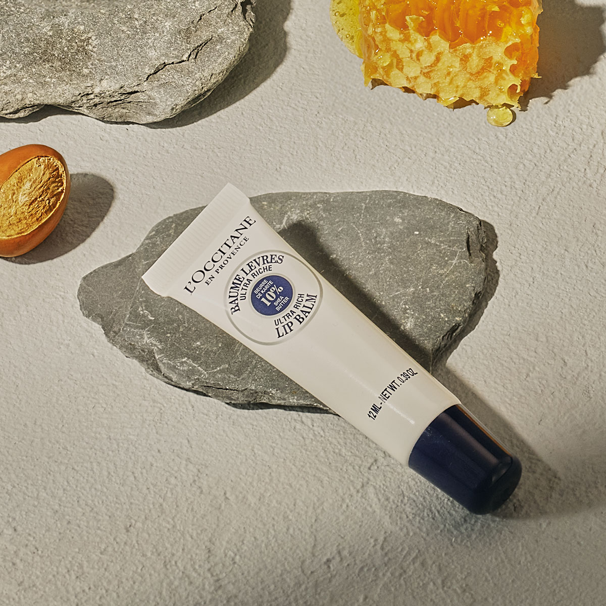 Бальзам для губ Карите Shea Butter
