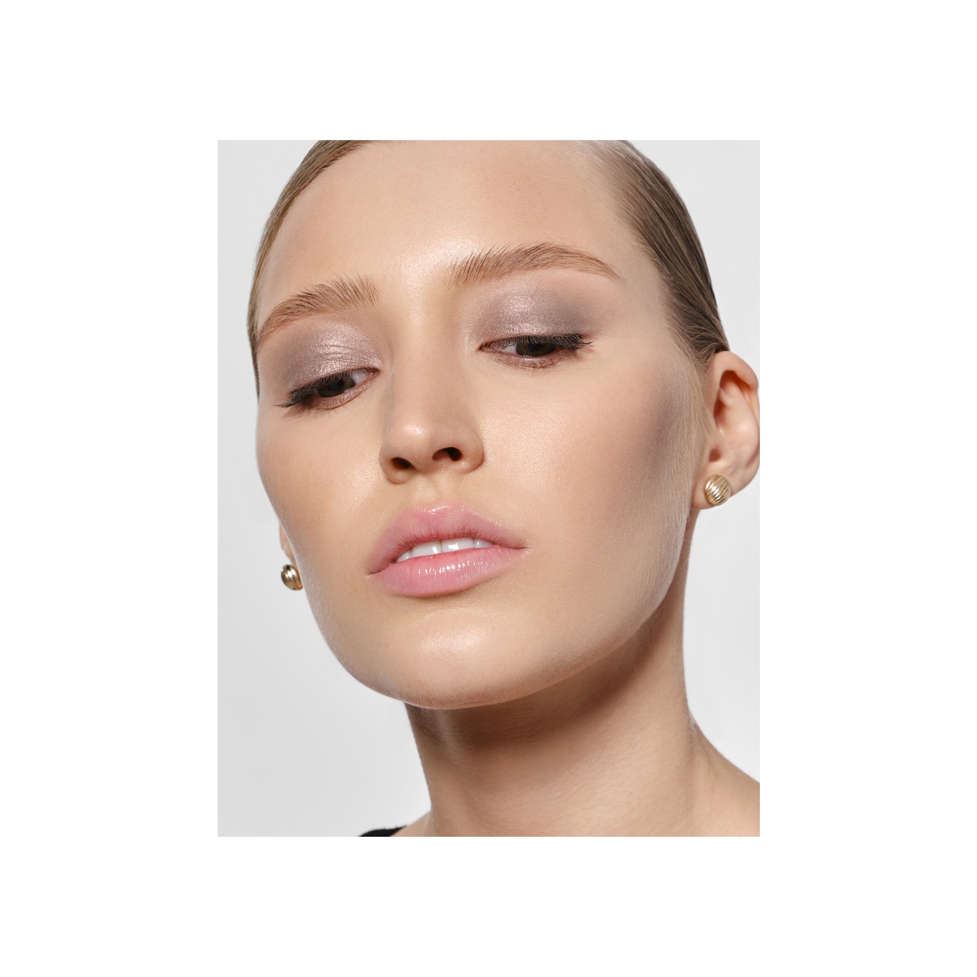 Жидкие тени для век Liquid Eyeshadow 