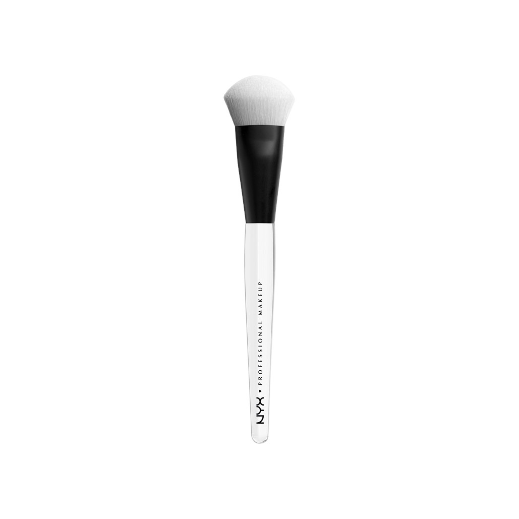 Кисть для хайлайтера High Glass Illumin Powder Brush 110 купить в VISAGEHALL