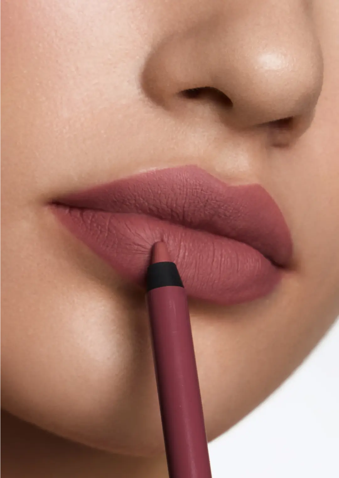 Карандаш для губ стойкий Long-Lasting Lip Pencil