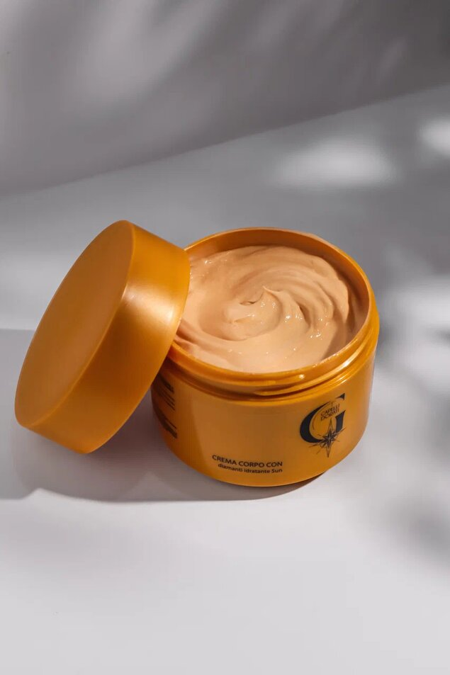 Крем для тела увлажняющий Crema Corpo Con Diamanti Idratante Sun купить в VISAGEHALL