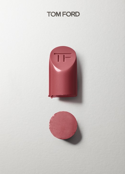 Помада для губ кремовая Lip Color 
