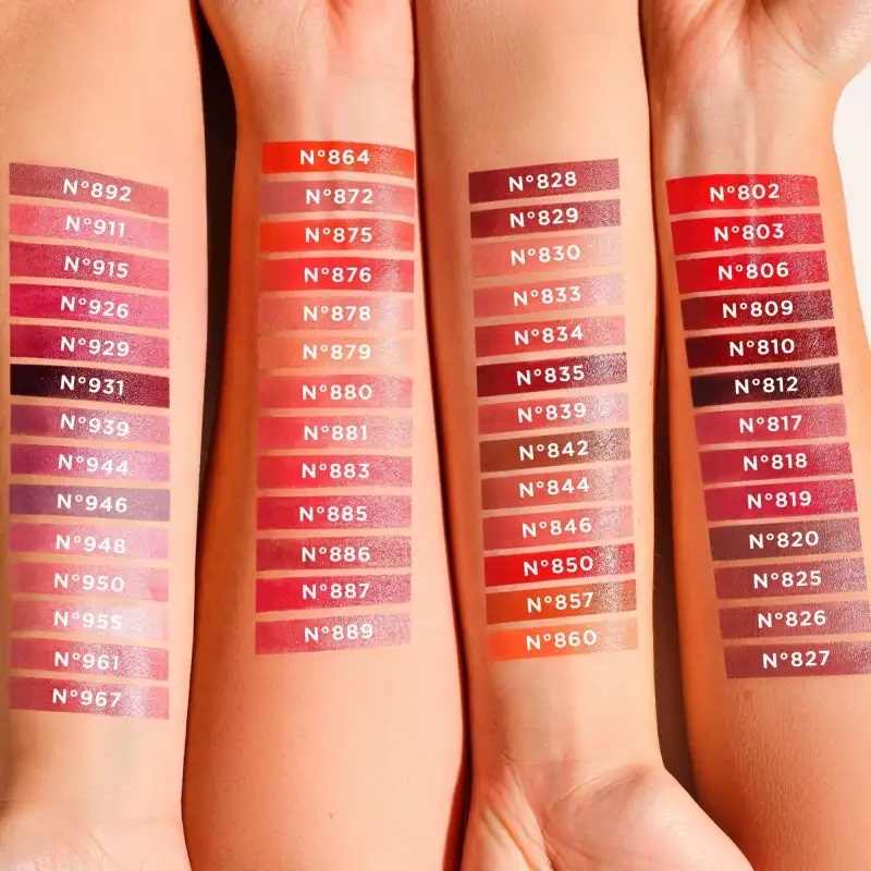 Помада для губ увлажняющая Perfect Color Lipstick Весна 2021