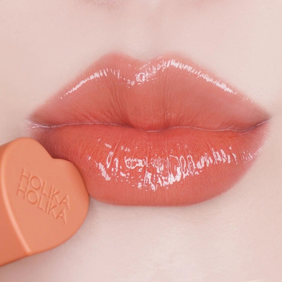 Тинт для губ глянцевый Heart Crush Glow