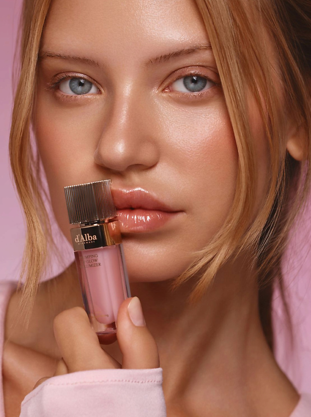 Блеск для губ Plumping Lip Glow Mood Volumizer