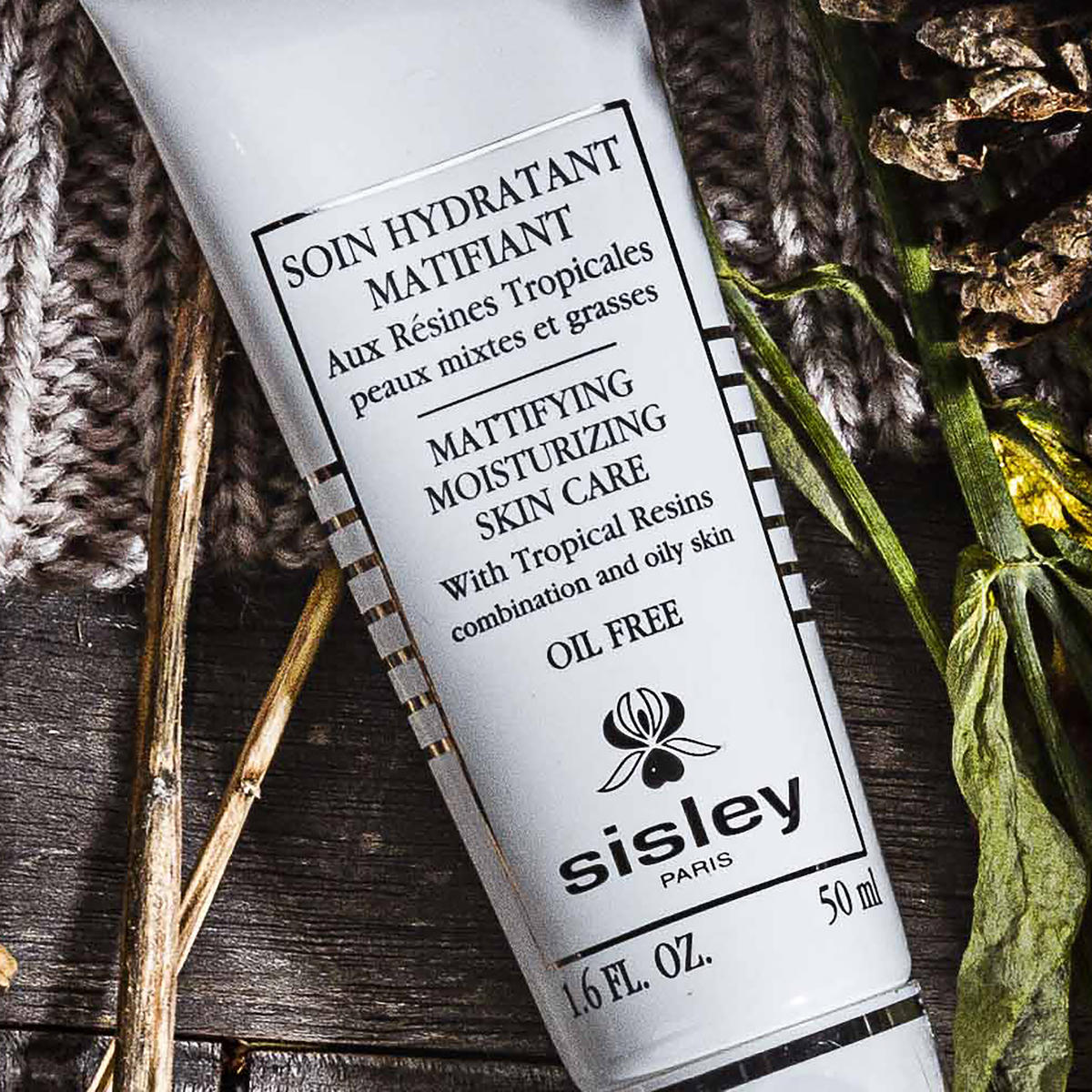 Mattifying Moisturizing Skin Care with Tropical Resins Крем для лица увлажняющий матирующий на тропических смолах