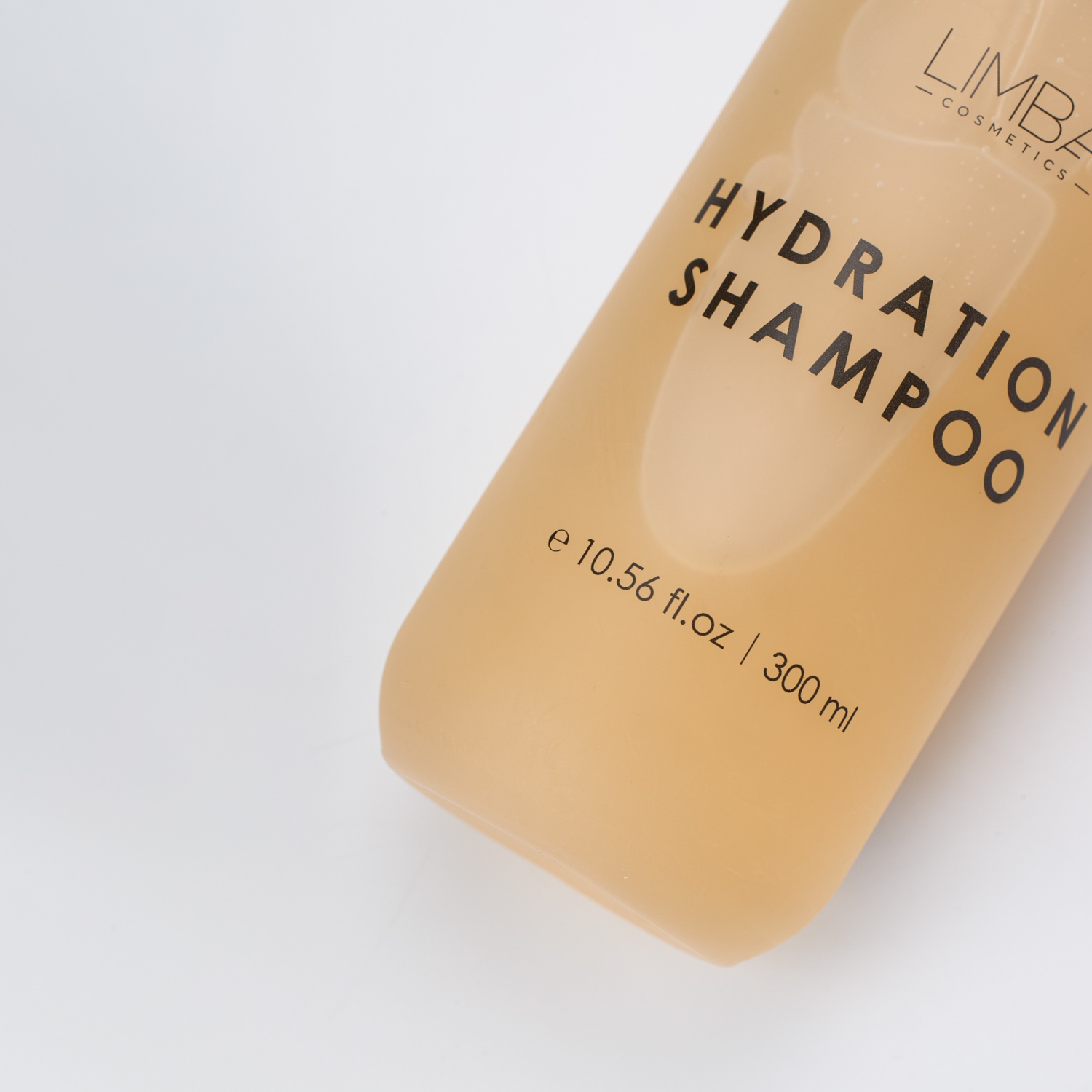Шампунь для нормальной и сухой кожи головы Normal&Dry Scalp Hydration Shampoo купить в VISAGEHALL