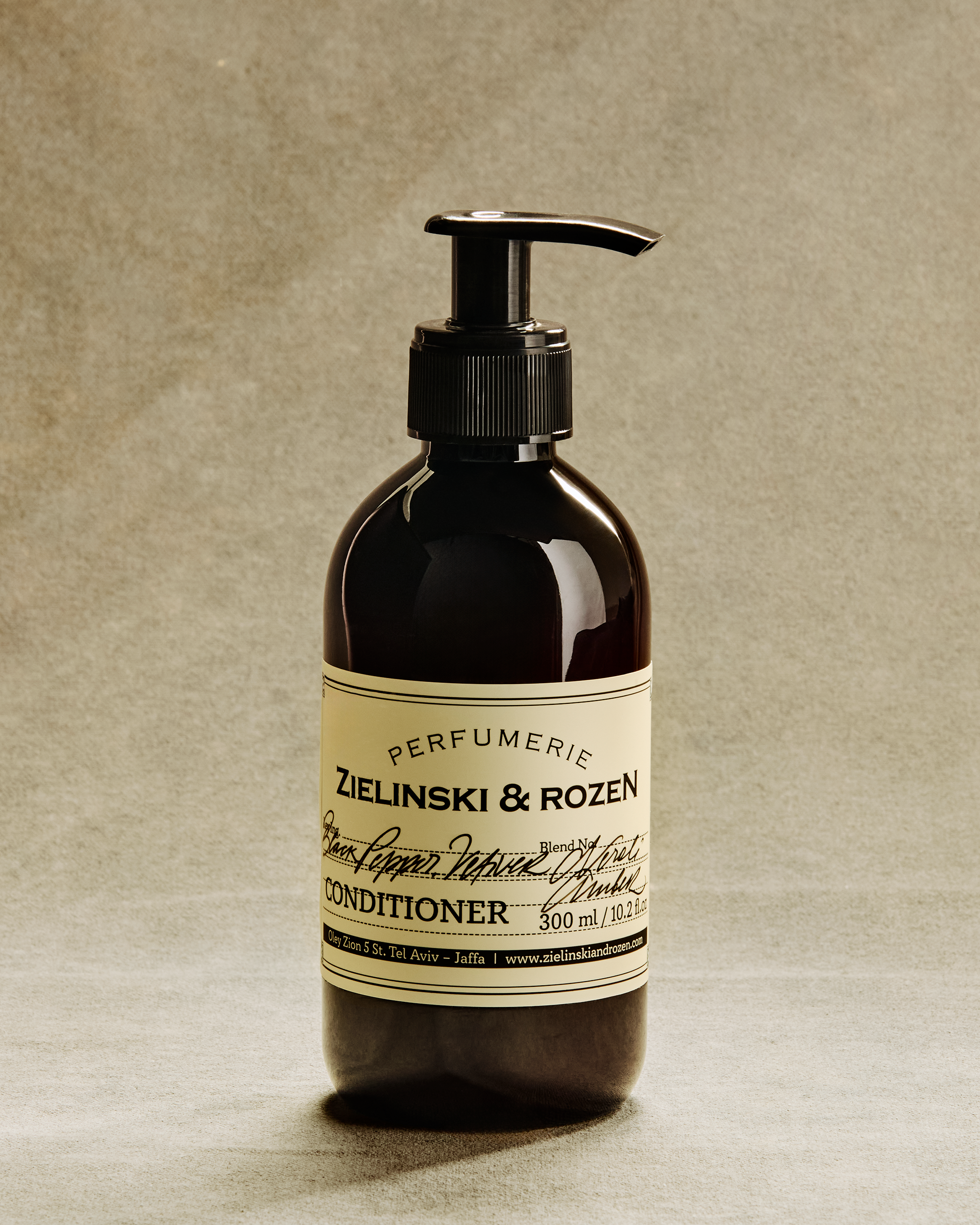 Кондиционер для волос Черный Перец, Ветивер, Нероли, Амбра купить в VISAGEHALL