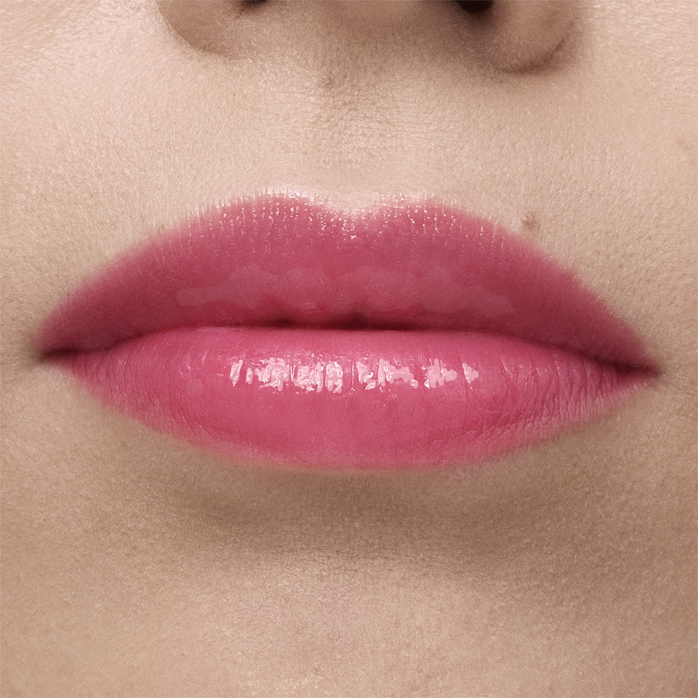 Масло-блеск для губ Glossy Pout Lip Oil
