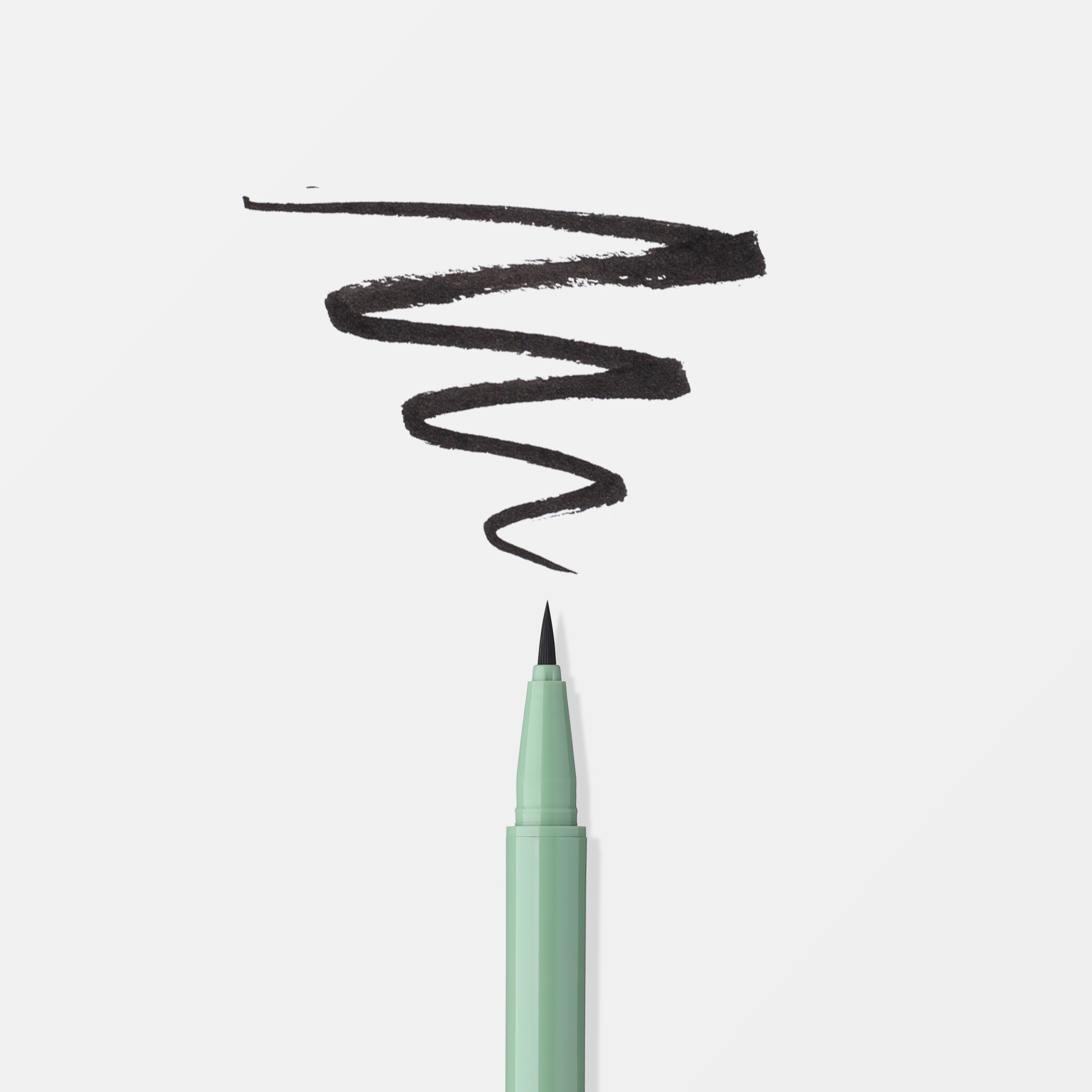 Подводка для глаз Eyeliner Pen