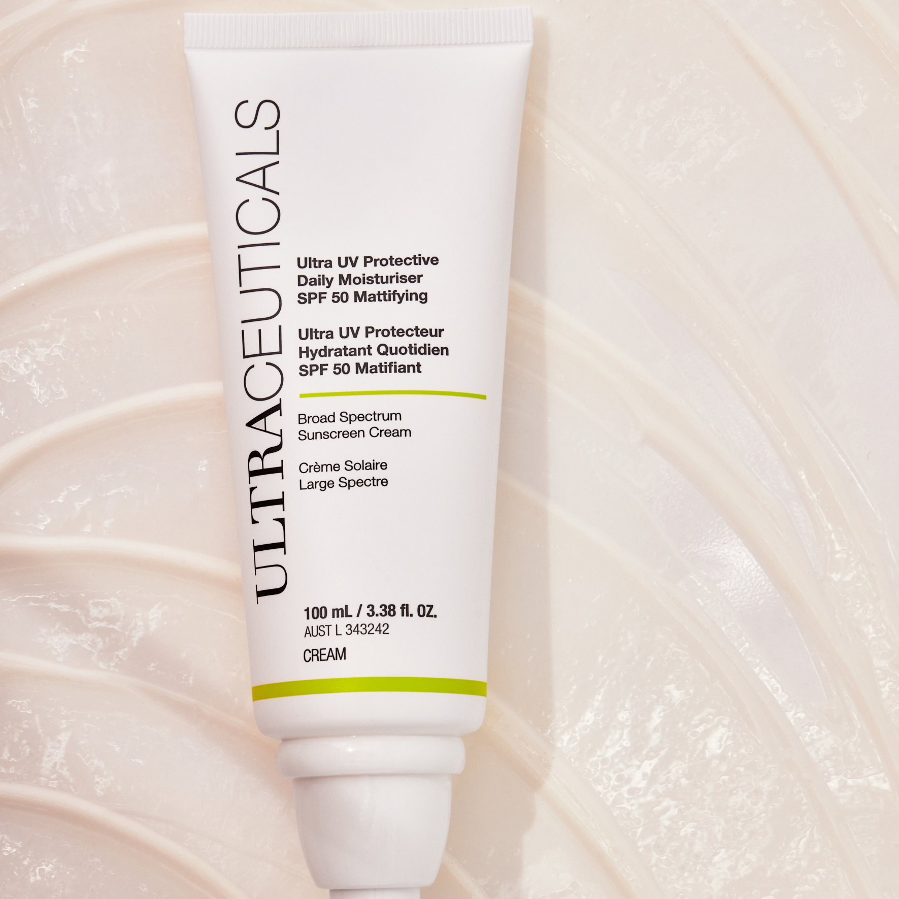 Крем ультра увлажняющий с эффектом матирования Protective Daily Moisturiser купить в VISAGEHALL
