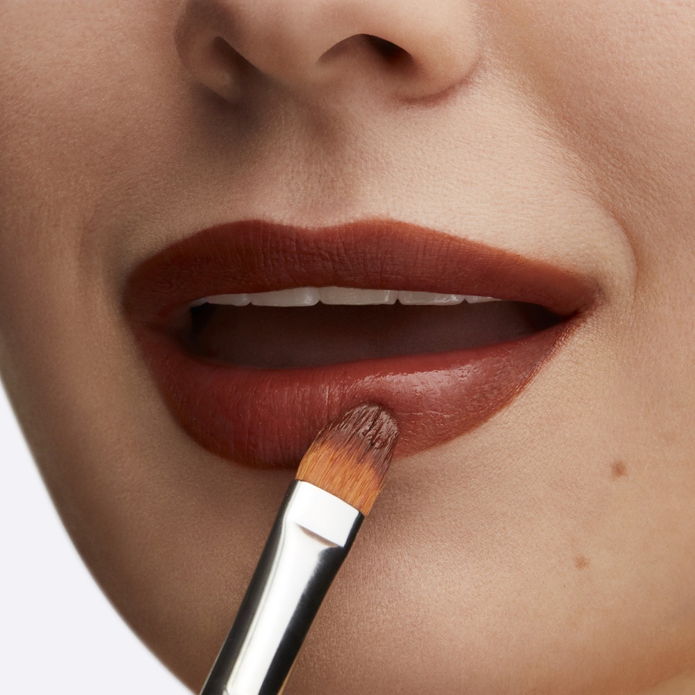 Помада для губ Lustreglass Sheer-Shine Lipstick