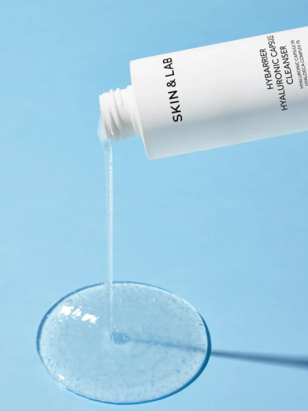 Очищающее средство с гиалуроновой капсулой Hybarrier Hyaluronic купить в VISAGEHALL