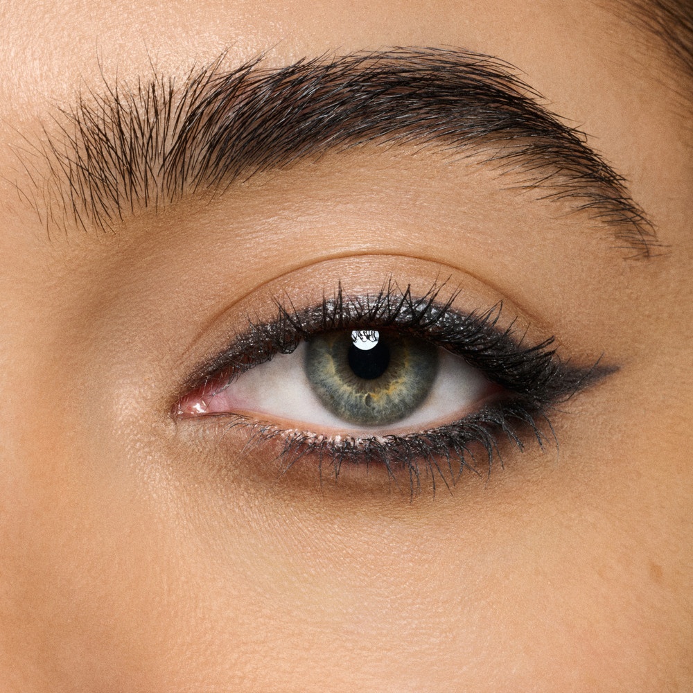 Карандаш-каял для глаз Kajal Excess Longwear Smoky Eye Liner