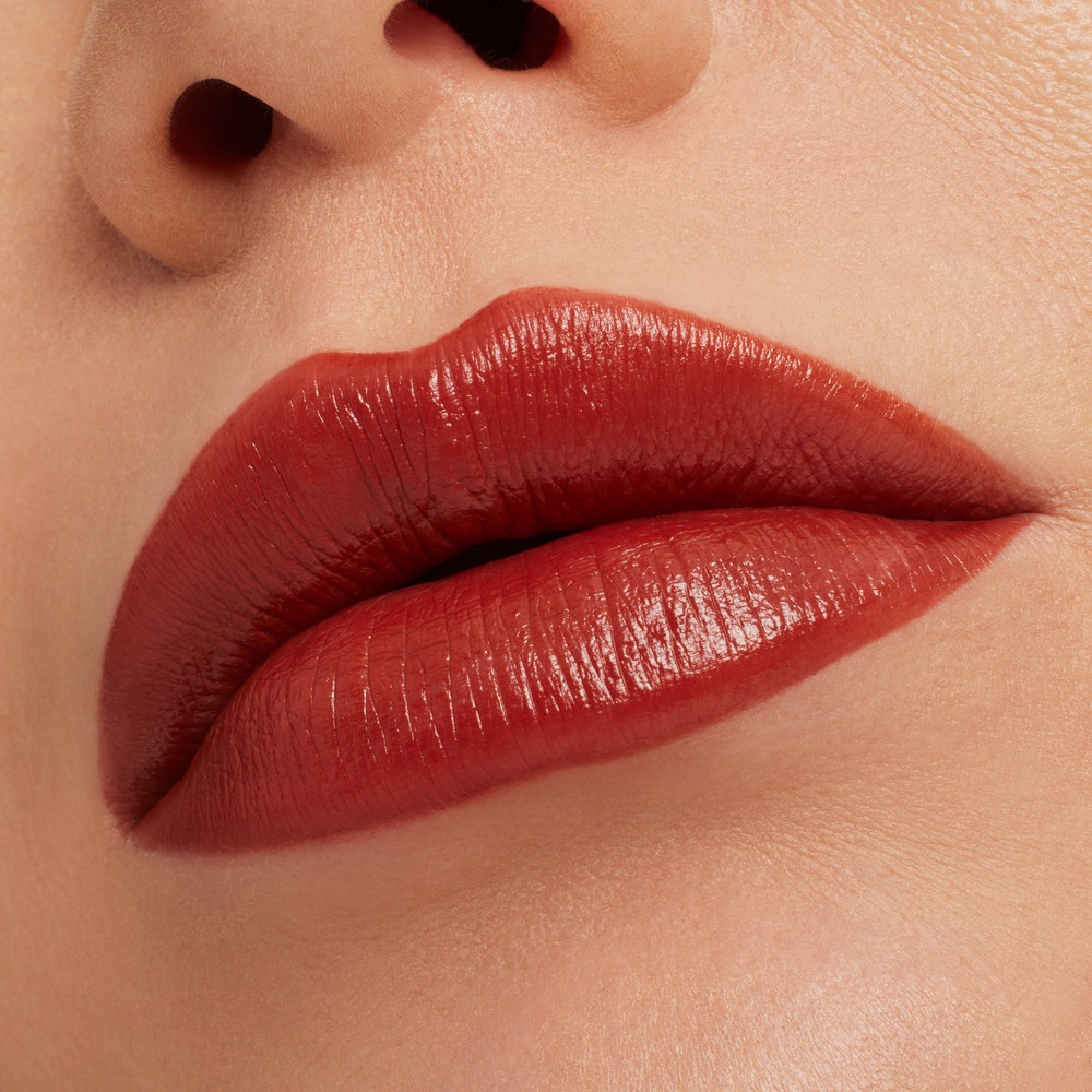 Губная помада Macximal Satin Lipstick 
