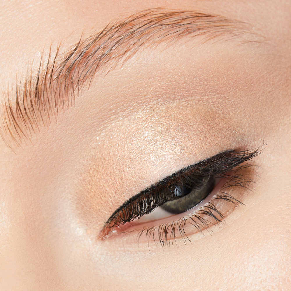 Тени жидкие сияющие Liquid Eye Paint