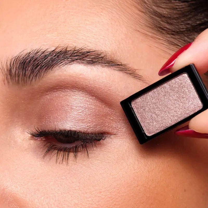 Тени для век перламутровые Eyeshadow Oh La La