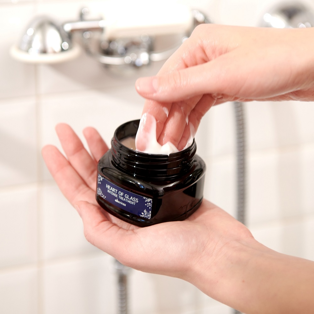 Уход интенсивный для защиты и сияния волос блонд Heart Of Glass купить в VISAGEHALL