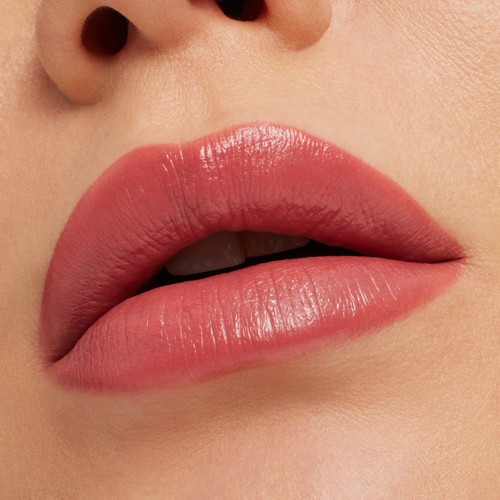 Губная помада Macximal Satin Lipstick 