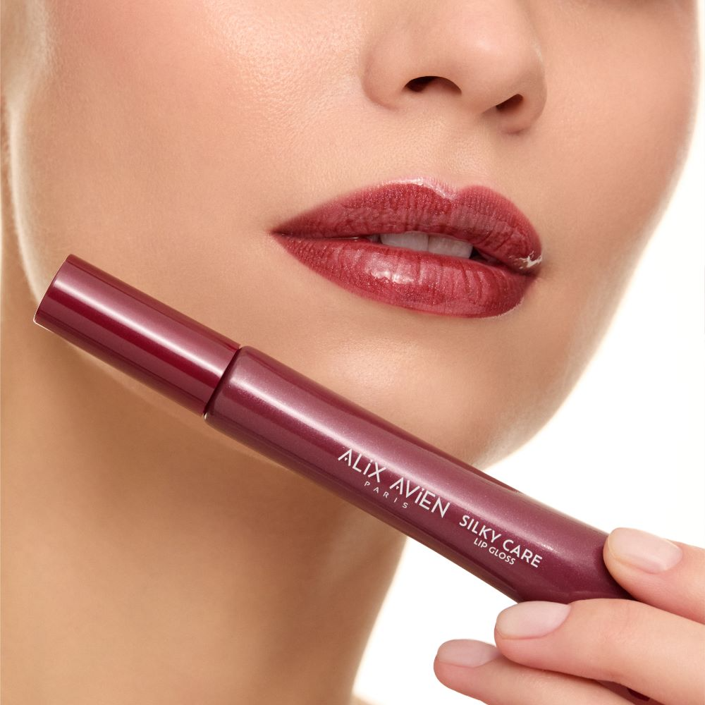 Блеск для губ Lipgloss Silky Care