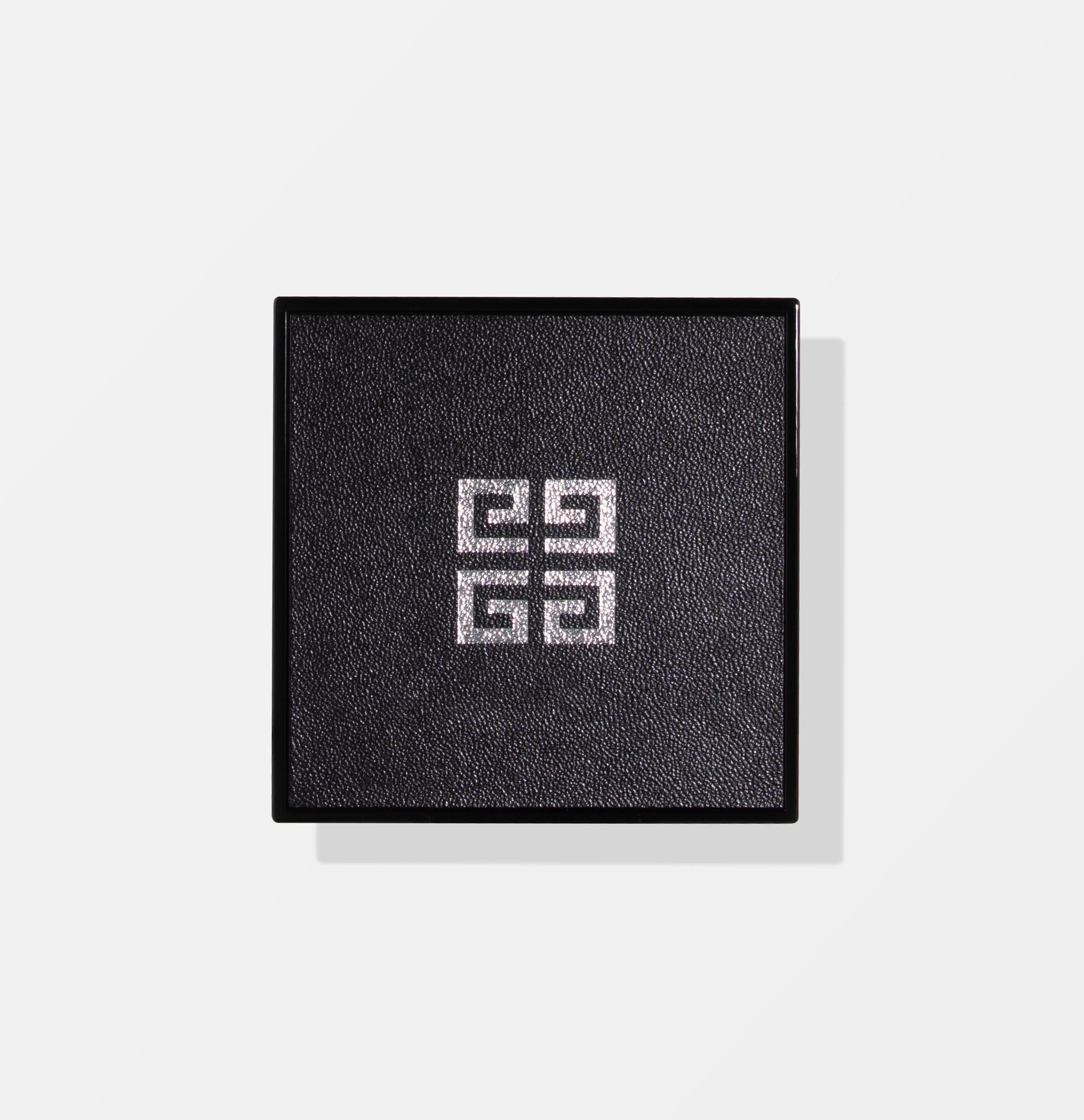 Пудра матирующая компактная Prisme Libre Pressed Powder