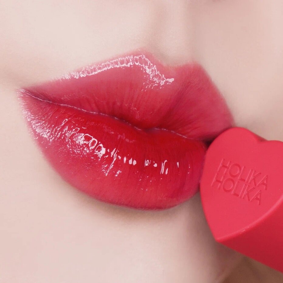 Тинт для губ глянцевый Heart Crush Glow