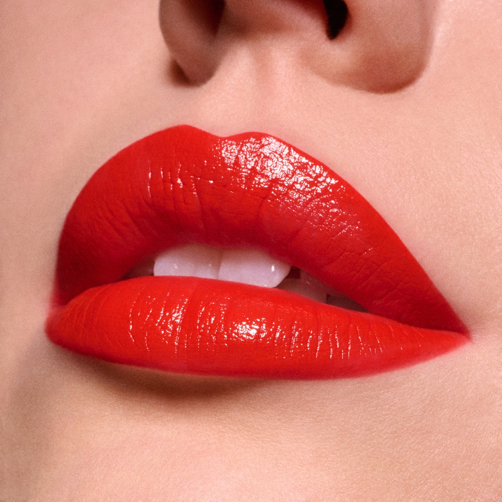 Губная помада Macximal Satin Lipstick