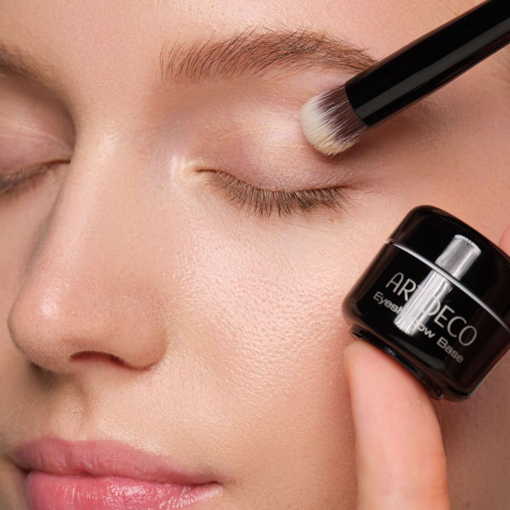 База под тени для век Eye Shadow Base купить в VISAGEHALL