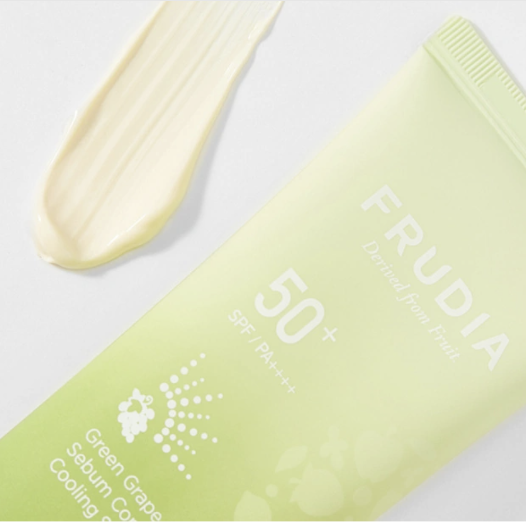 Гель солнцезащитный с зеленым виноградом Себум контроль SPF50+/PA ++++ купить в VISAGEHALL
