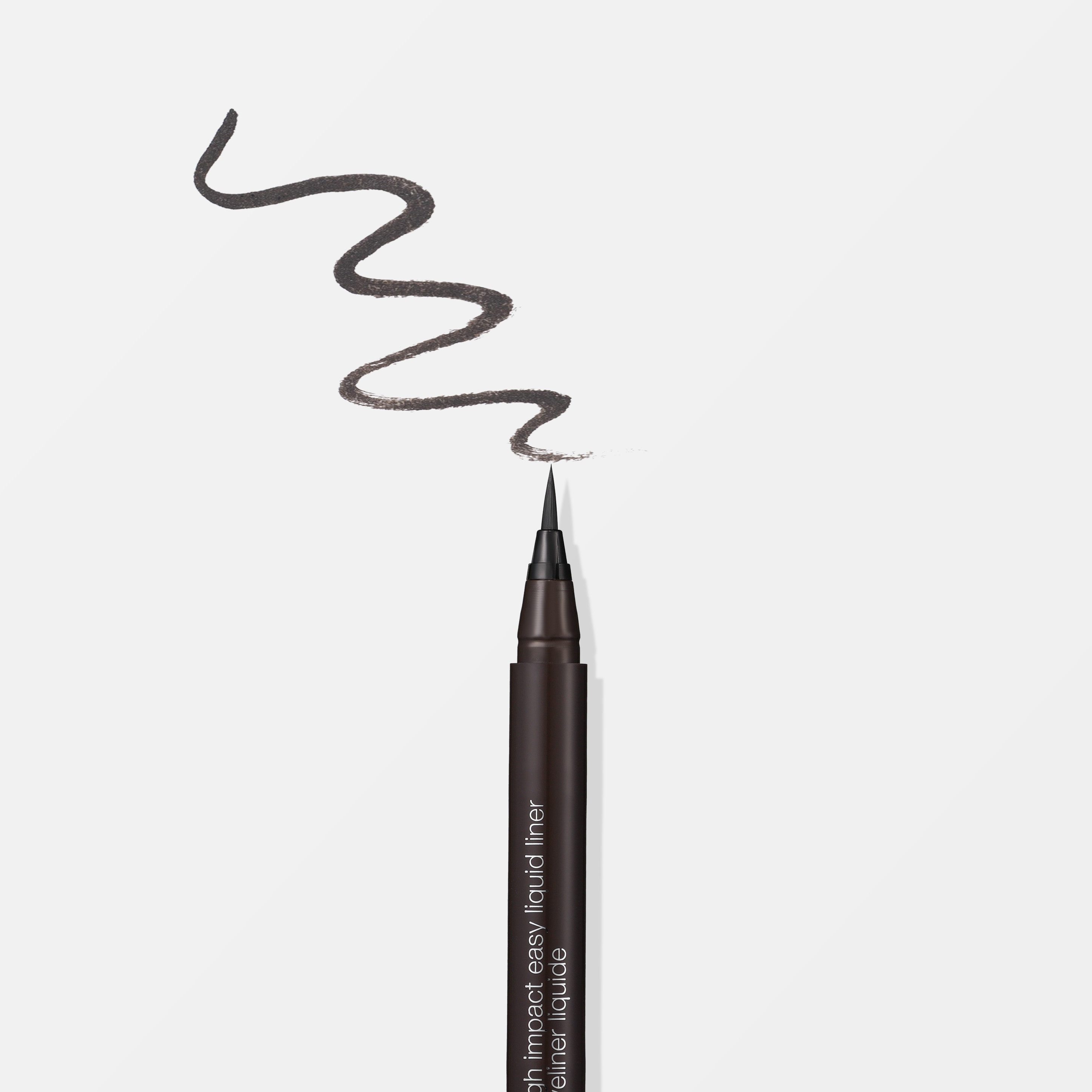 Подводка для век жидкая High Impact Easy Liquid Liner 