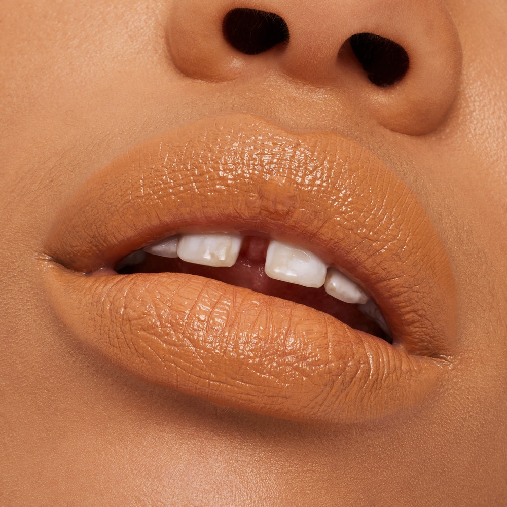 Губная помада Macximal Satin Lipstick 