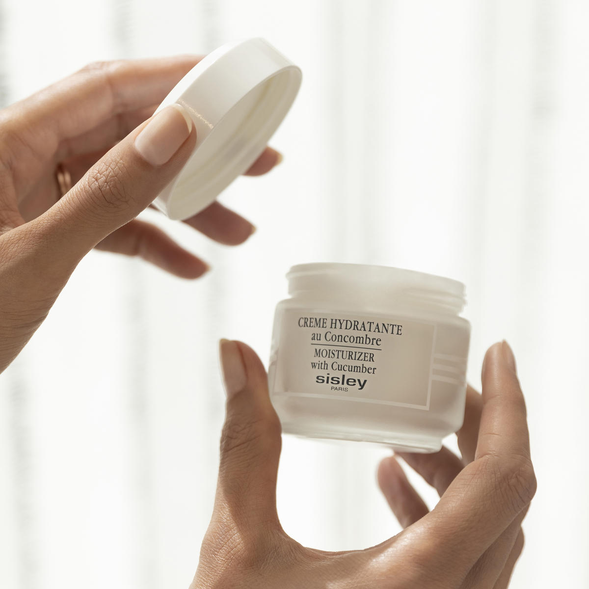 Moisturizer with Cucumber Крем увлажняющий с Огурцом