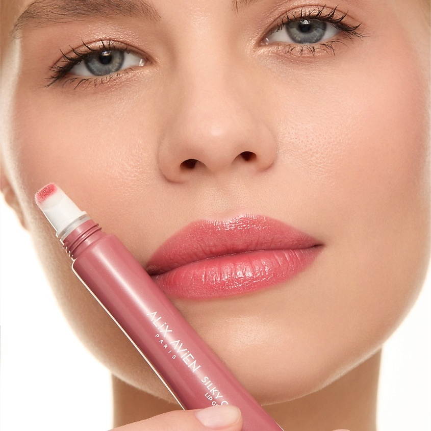 Блеск для губ Lipgloss Silky Care