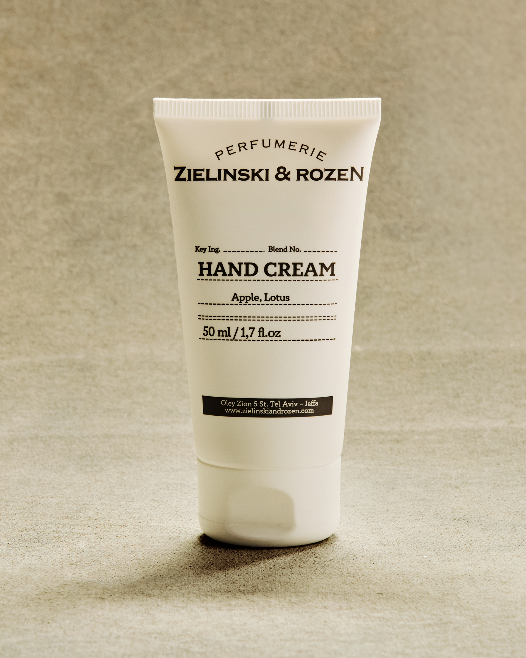 Крем для рук Яблоко, Лотос  купить в VISAGEHALL