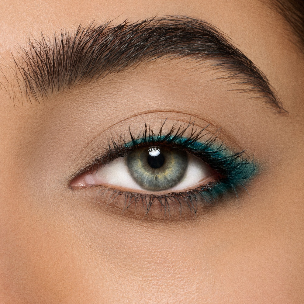 Карандаш-каял для глаз Kajal Excess Longwear Smoky Eye Liner