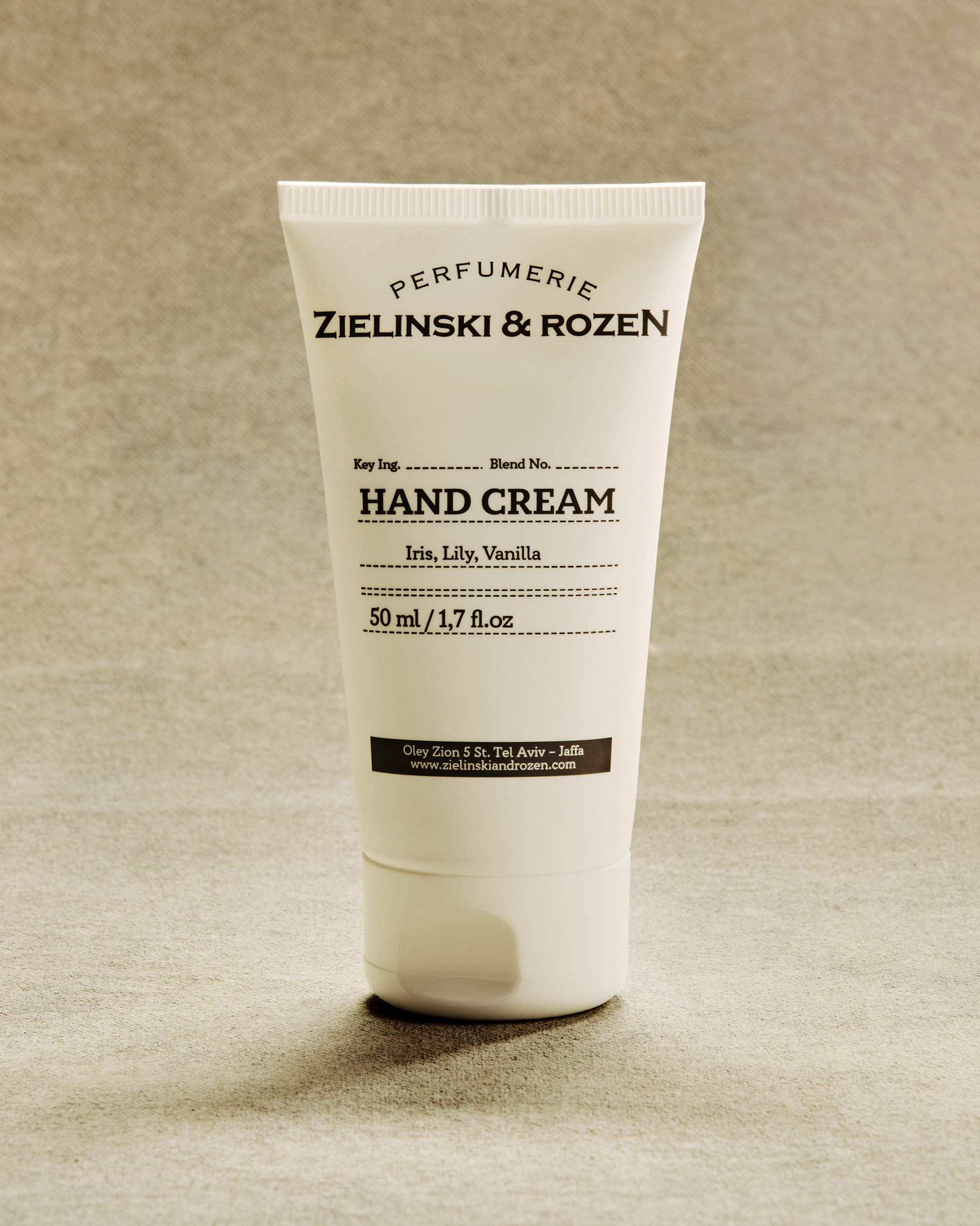 Крем для рук Ирис, Лилия, Ваниль купить в VISAGEHALL